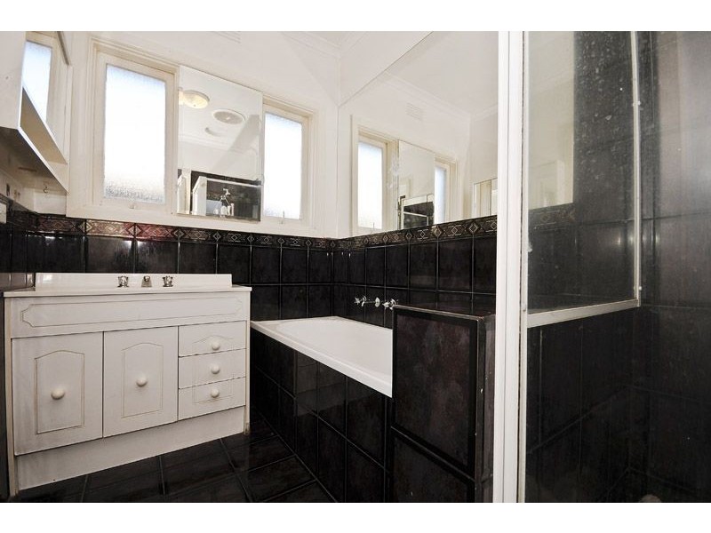 5 Warranwood Road, Warranwood VIC 3134