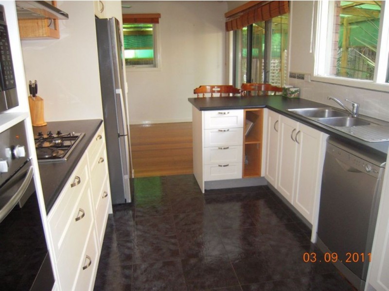20 Plymouth Road, Croydon Hills VIC 3136
