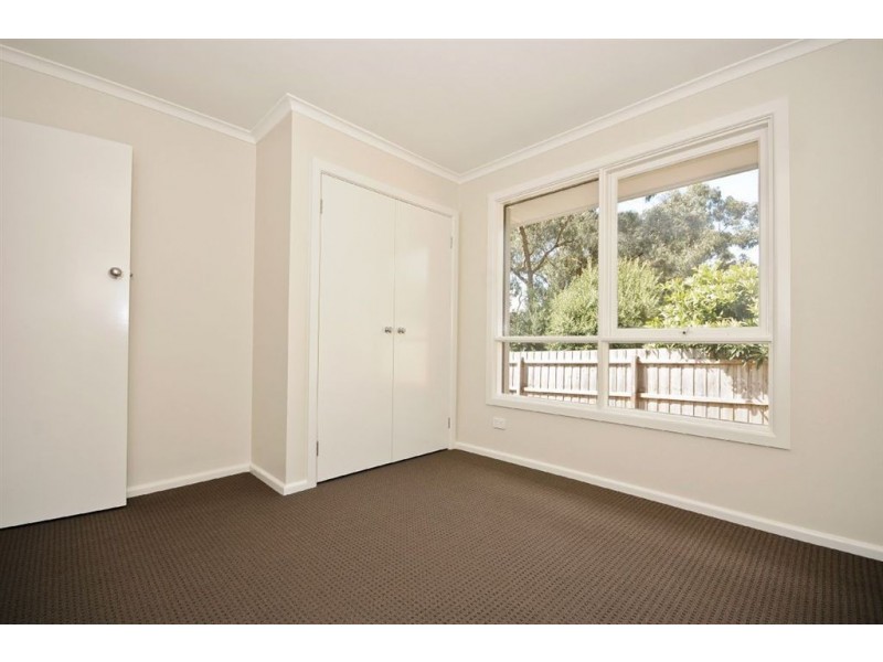 1/70 Belmont Road West, Croydon South VIC 3136