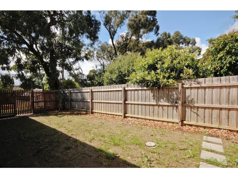 1/70 Belmont Road West, Croydon South VIC 3136