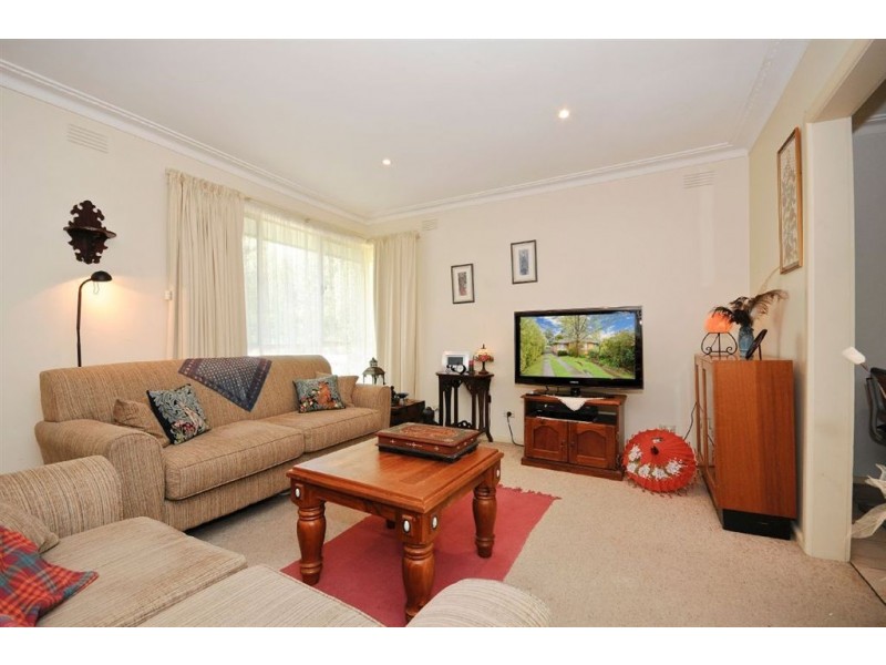 2 Parkhill Drive, Ringwood North VIC 3134