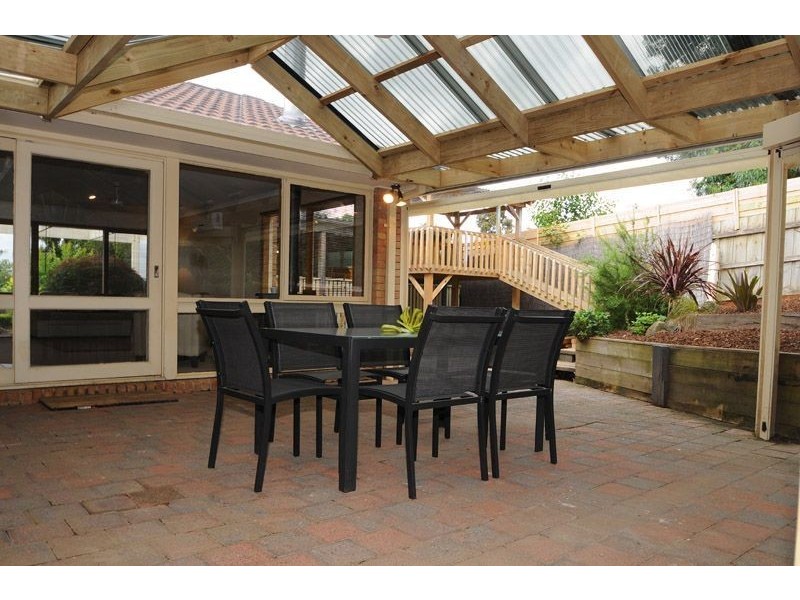 10 Tamworth Road, Kilsyth VIC 3137