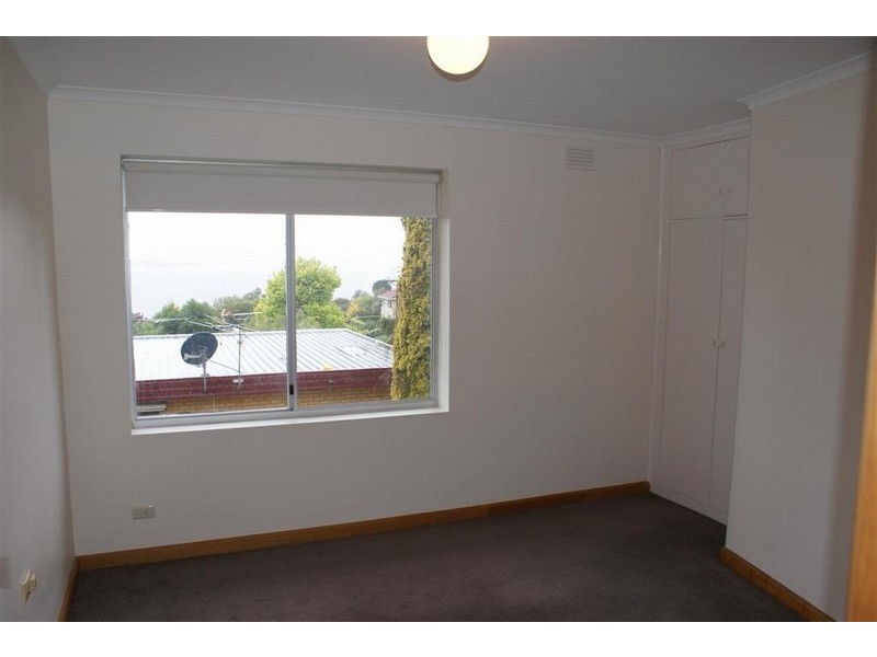 2/13 Quamby Avenue, Sandy Bay TAS 7005