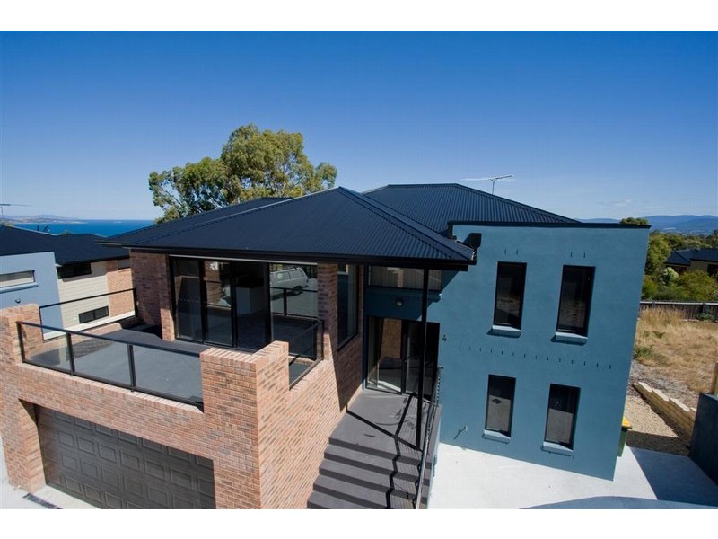 4/85 Diamond Drive, Blackmans Bay TAS 7052