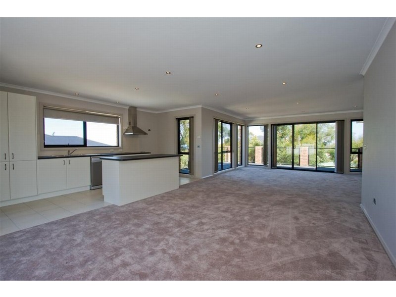 4/85 Diamond Drive, Blackmans Bay TAS 7052