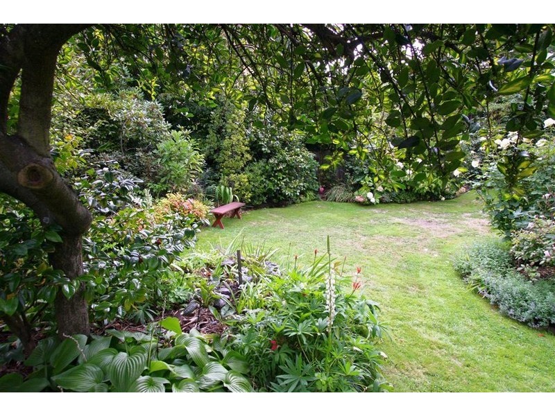 11 Elma Road, Sandy Bay TAS 7005