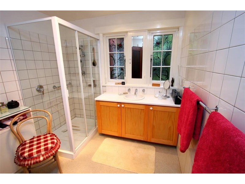 11 Elma Road, Sandy Bay TAS 7005