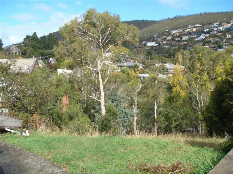 22 Manresa Court, Sandy Bay TAS 7005