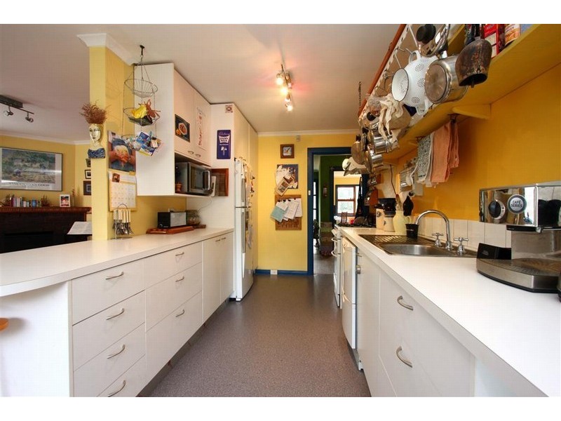 6 Bell Street, New Town TAS 7008