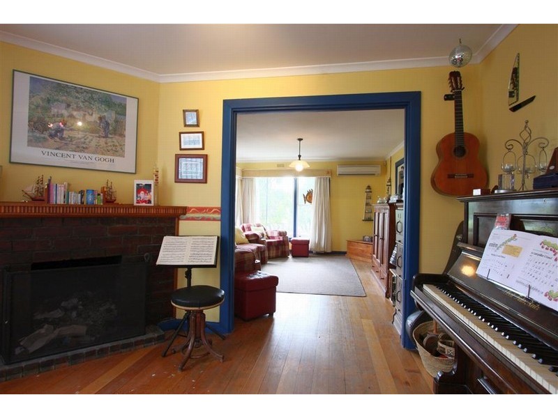 6 Bell Street, New Town TAS 7008
