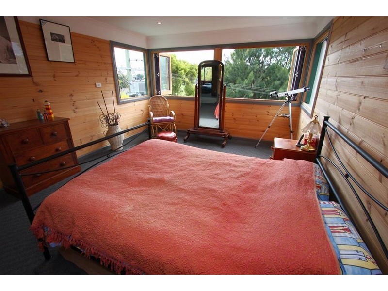 6 Bell Street, New Town TAS 7008
