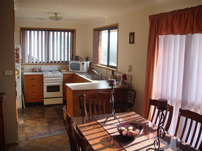 1/85 Branscombe Road, Claremont TAS 7011