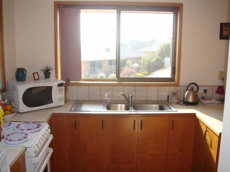 1/85 Branscombe Road, Claremont TAS 7011