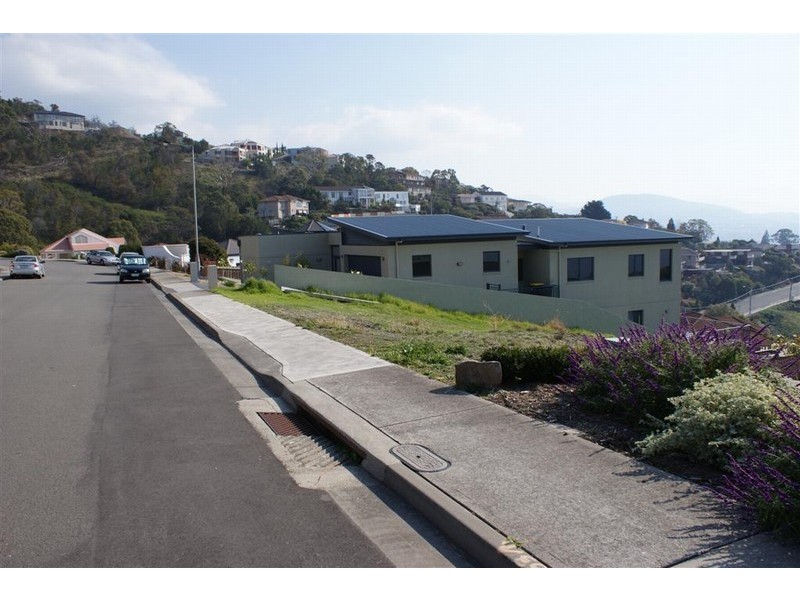 12 Virginia Court, Sandy Bay TAS 7005