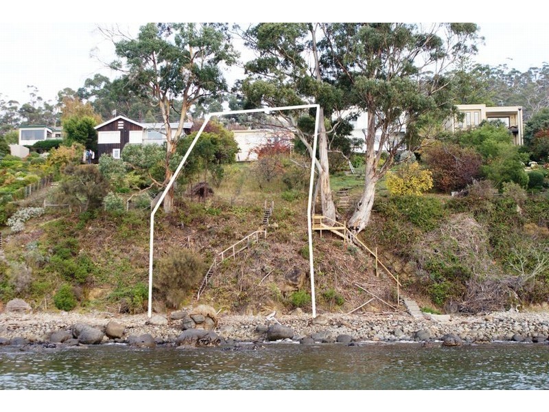 894 Sandy Bay Road, Sandy Bay TAS 7005