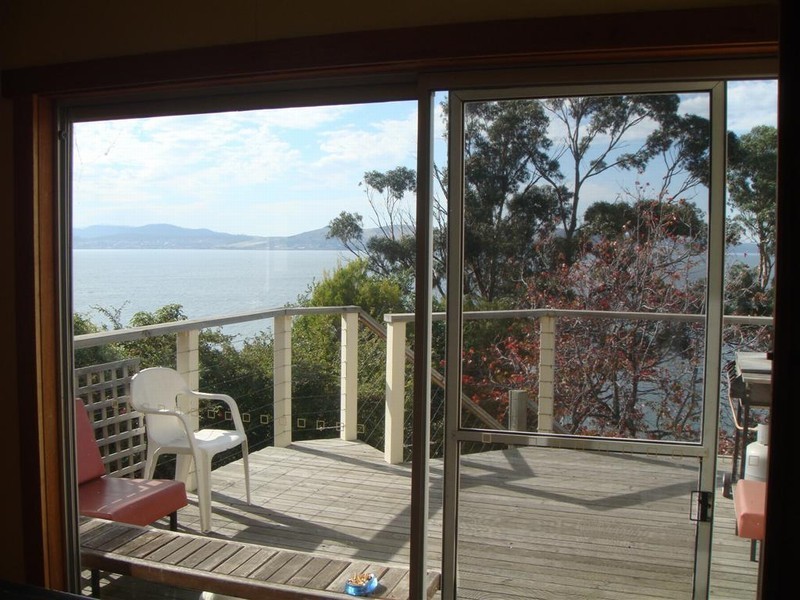 894 Sandy Bay Road, Sandy Bay TAS 7005