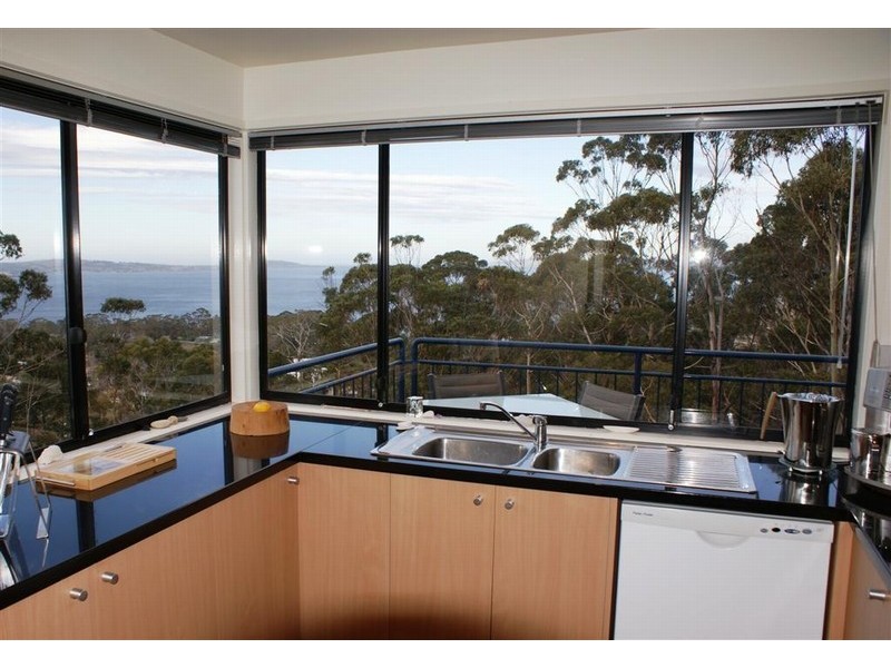 72 Coolamon Road, Taroona TAS 7053