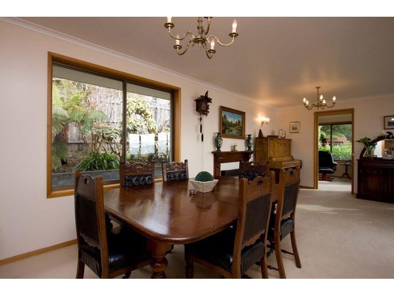 472 Churchill Avenue, Sandy Bay TAS 7005