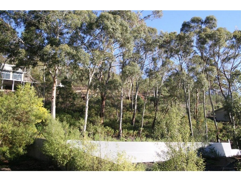 33 Gardenia Grove, Sandy Bay TAS 7005