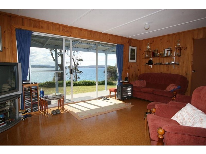 5 Bluff Road, Spring Beach TAS 7190