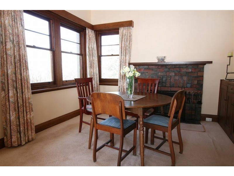 6 Manresa Court, Sandy Bay TAS 7005