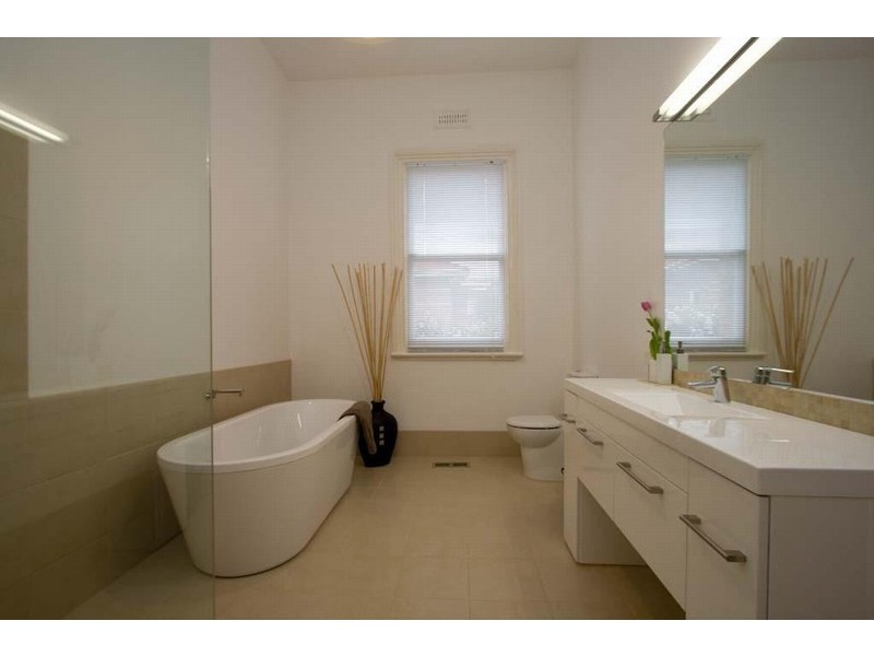 10 Bishop Street, New Town TAS 7008