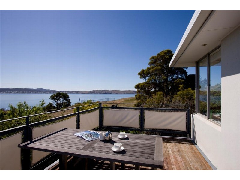 21A Nile Avenue, Sandy Bay TAS 7005
