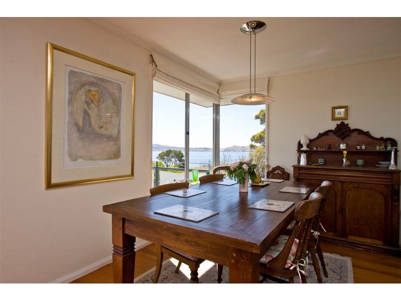 21A Nile Avenue, Sandy Bay TAS 7005