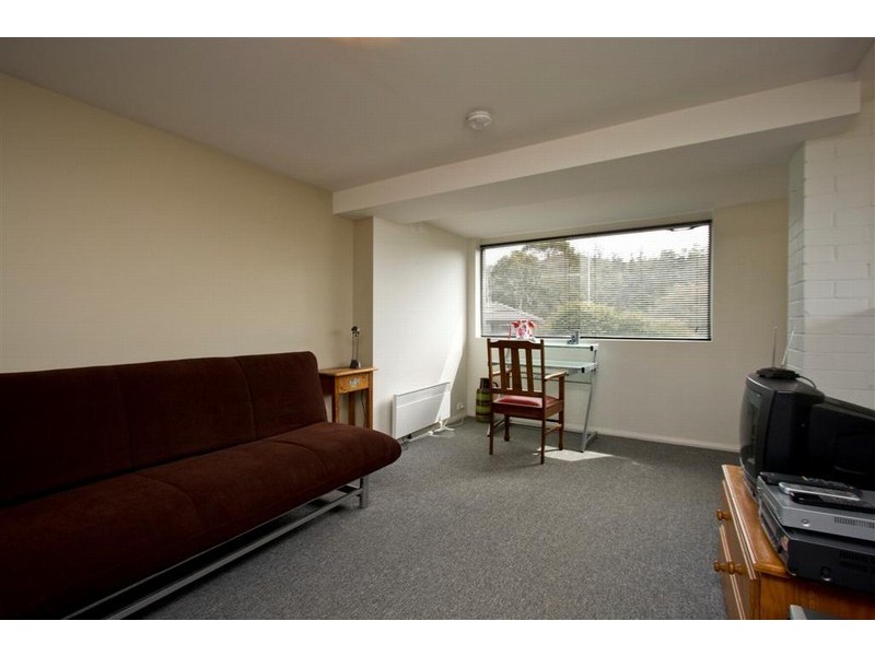24 Oakleigh Avenue, Taroona TAS 7053