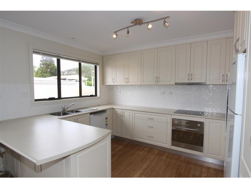 3/20 Topham Street, Rose Bay TAS 7015