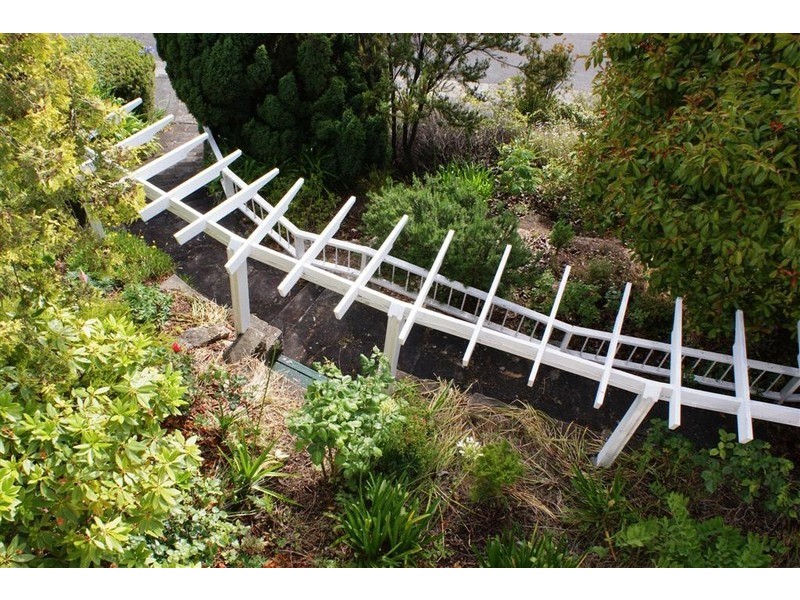 242 Churchill Avenue, Sandy Bay TAS 7005