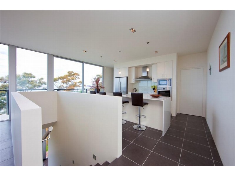 21 Bareena Road, Taroona TAS 7053