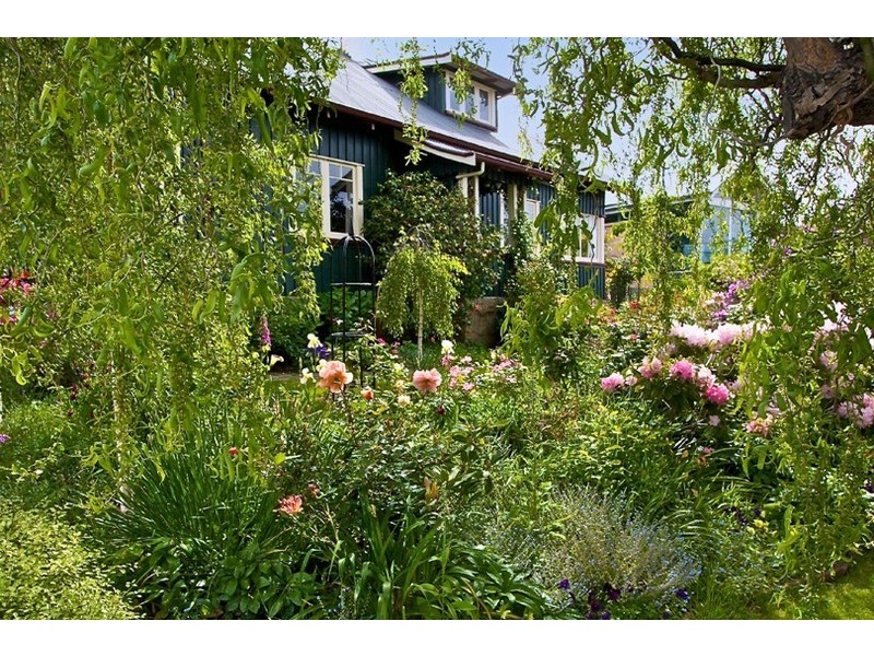 53 Tanundal Street, Howrah TAS 7018