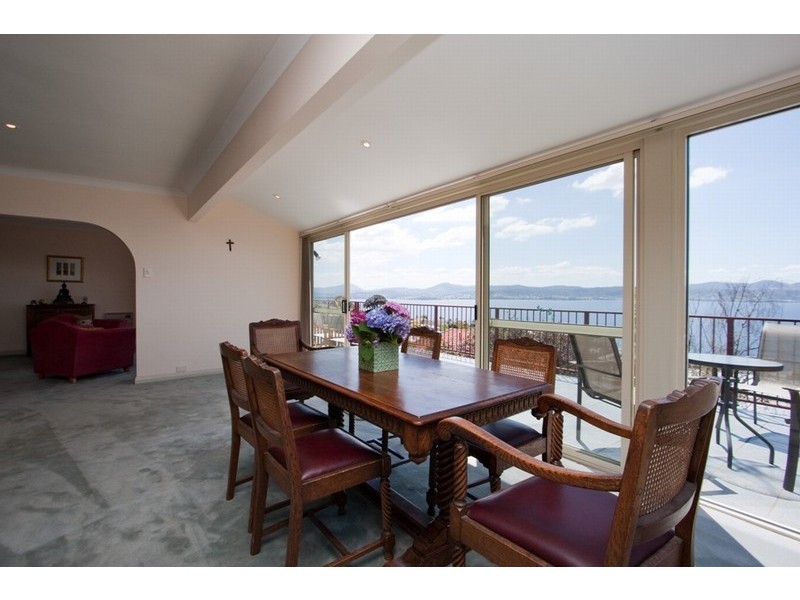 4 Portland Place, Sandy Bay TAS 7005