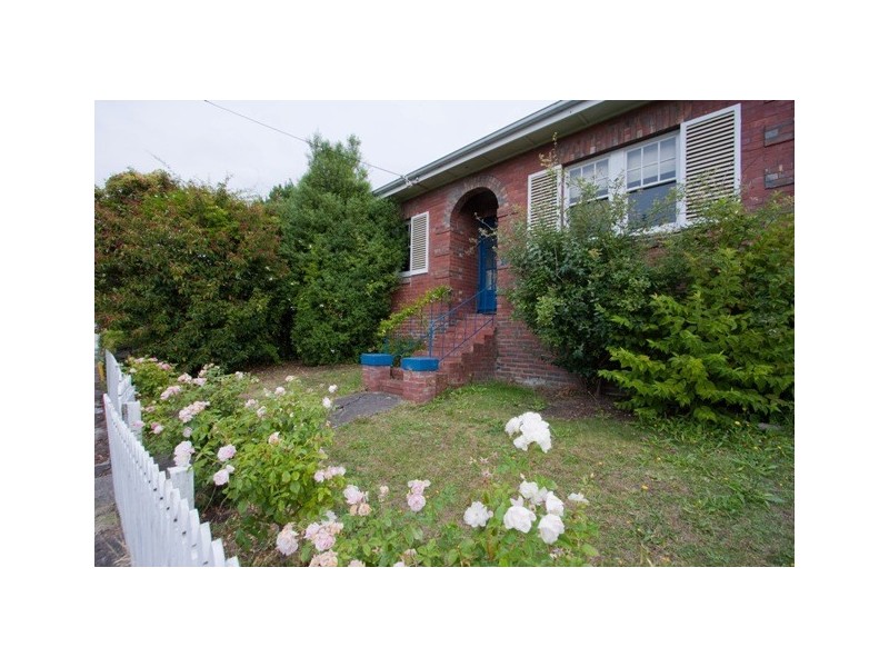 24 Nelson Road, Sandy Bay TAS 7005