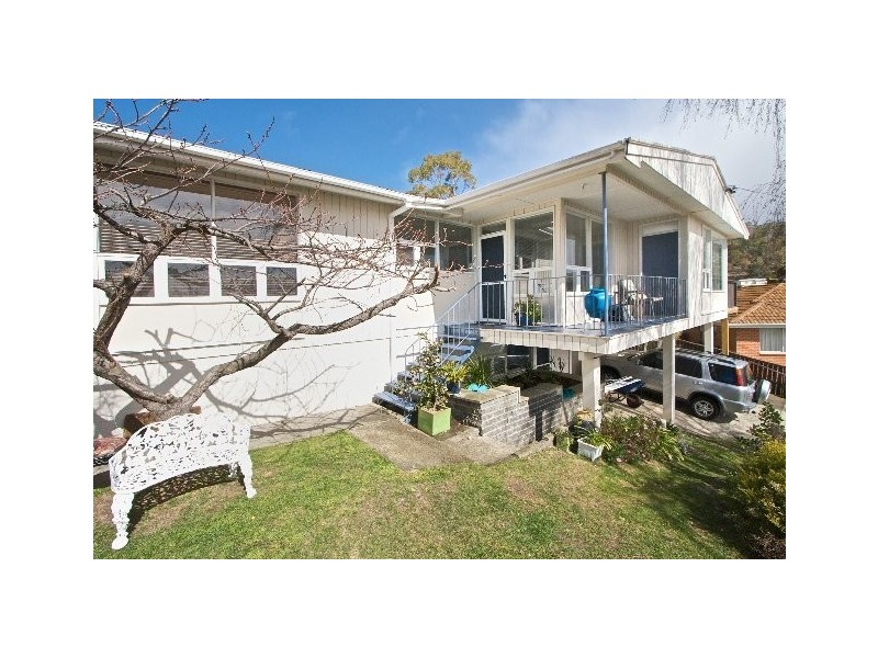 16 Ogilvie Street, Mount Stuart TAS 7000