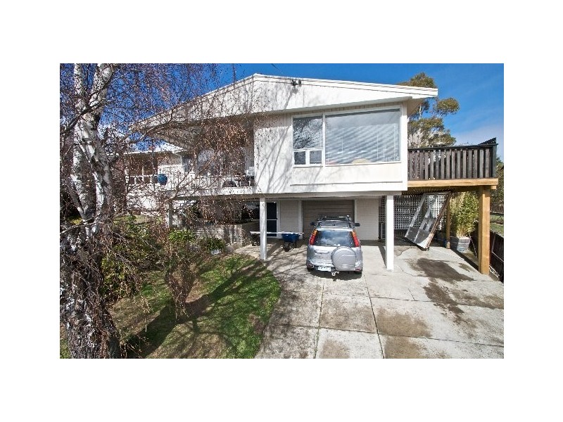 16 Ogilvie Street, Mount Stuart TAS 7000
