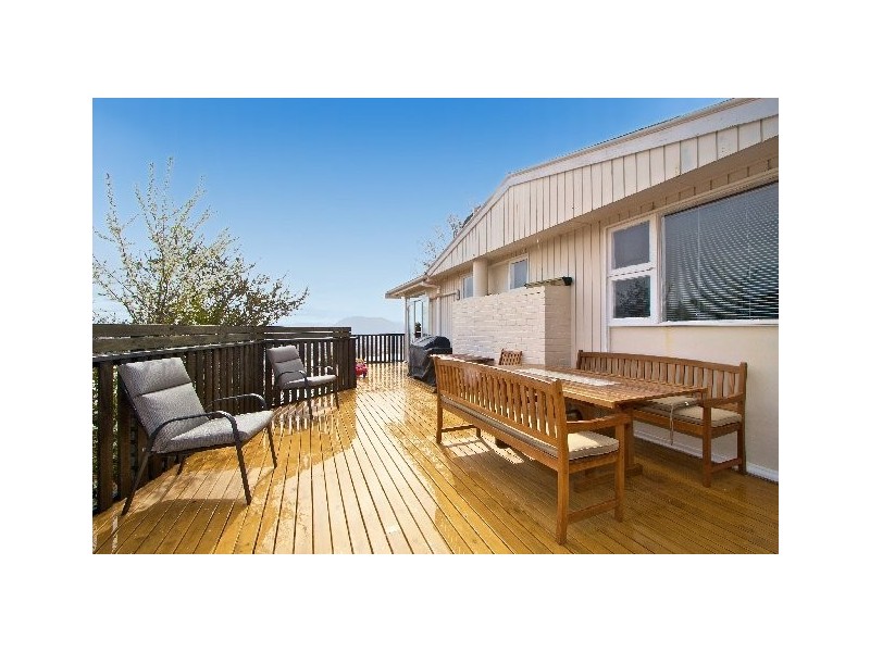 16 Ogilvie Street, Mount Stuart TAS 7000