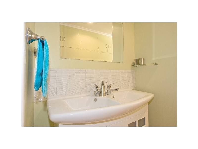 16 Ogilvie Street, Mount Stuart TAS 7000