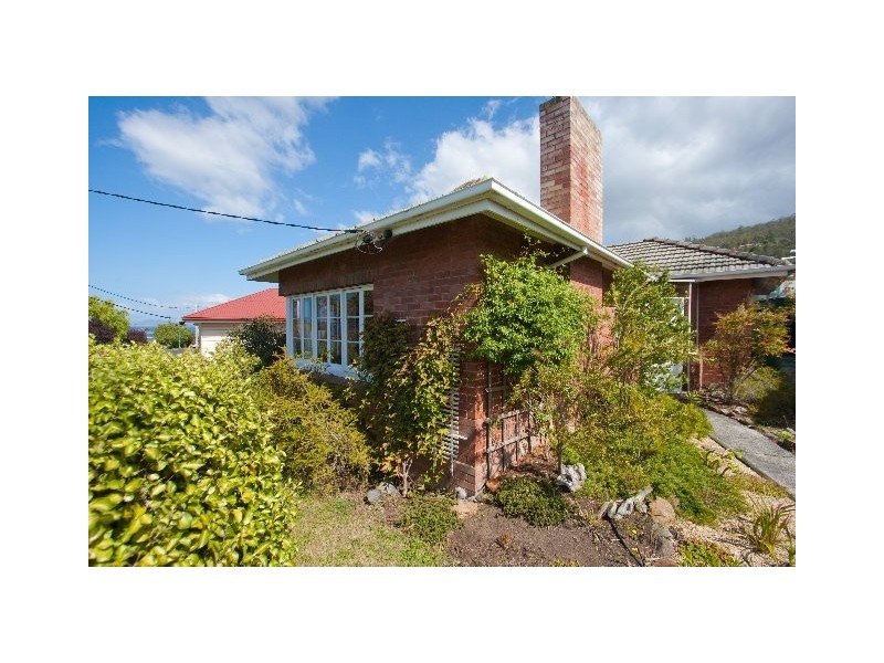 13 Taroona Crescent, Taroona TAS 7053
