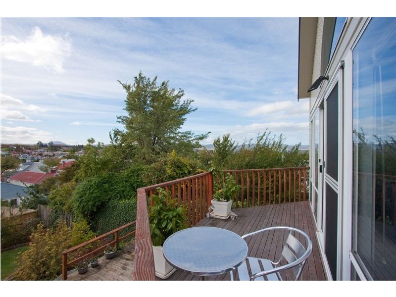 55 York Street, Sandy Bay TAS 7005