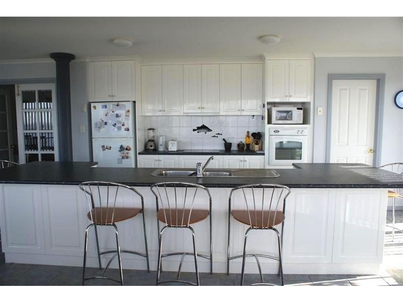 30 Tahune Crescent, Blackmans Bay TAS 7052