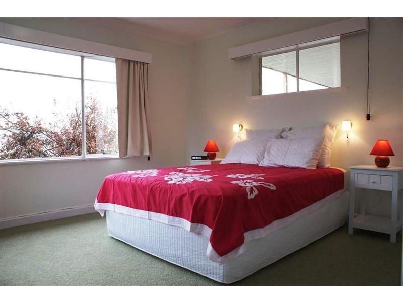 4 Portland Place, Sandy Bay TAS 7005