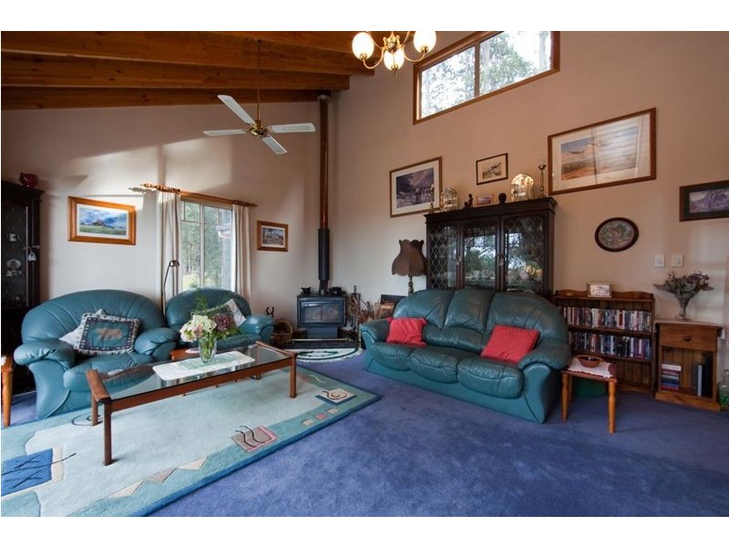 15 Grays Road, Fern Tree TAS 7054