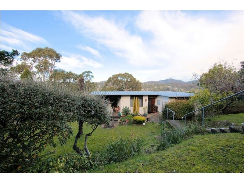 152 Forest Road, West Hobart TAS 7000