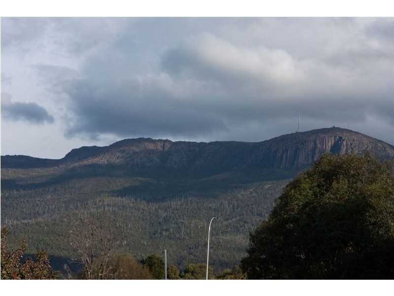 152 Forest Road, West Hobart TAS 7000