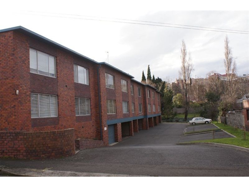 15/52-54 Queen Street, Sandy Bay TAS 7005