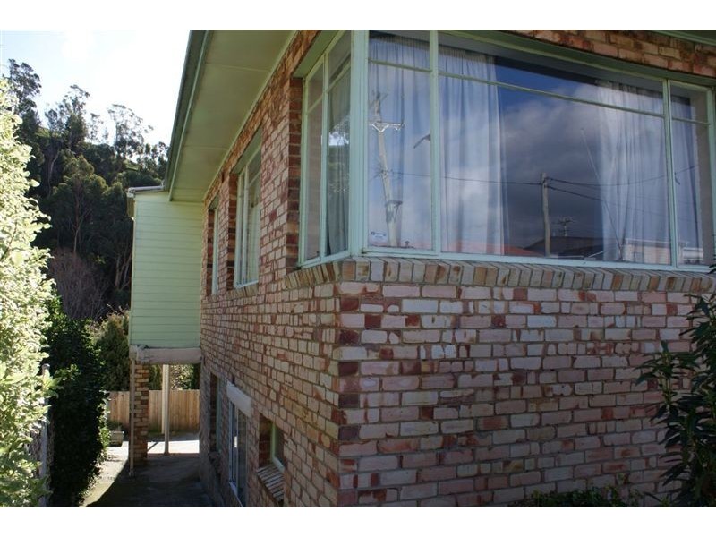 2/15 MacFarlane Street, South Hobart TAS 7004