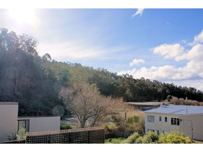 2/15 MacFarlane Street, South Hobart TAS 7004