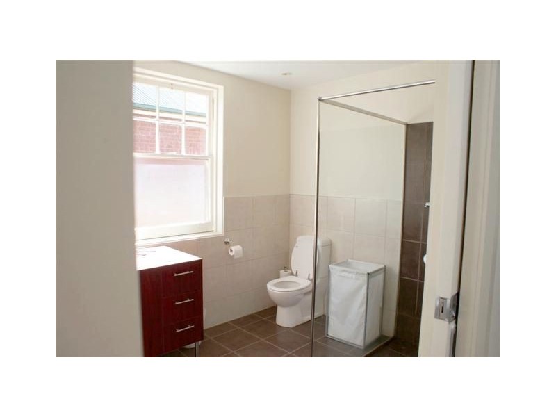 18 Swanston Street, New Town TAS 7008